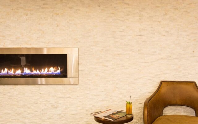 The Madison Concourse Hotel and Governor's Club