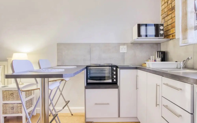 Highlands Lodge Guest House