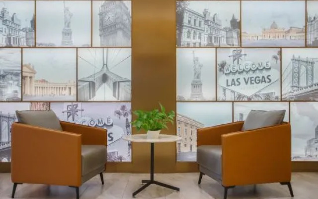 Super 8 Hotel (Akto)