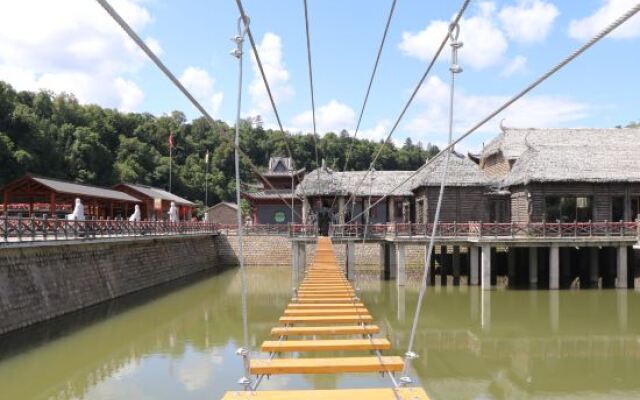 Neyin Ancient City Forest Tribe Chalet Hotel