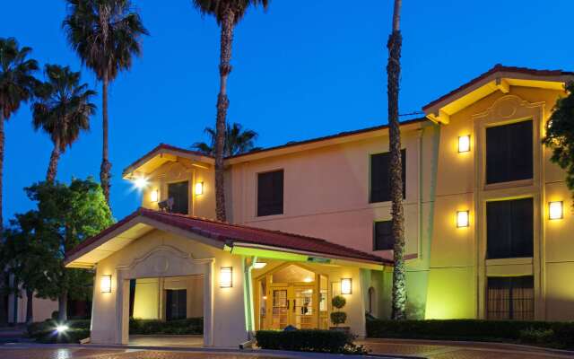 Super 8 by Wyndham San Bernardino