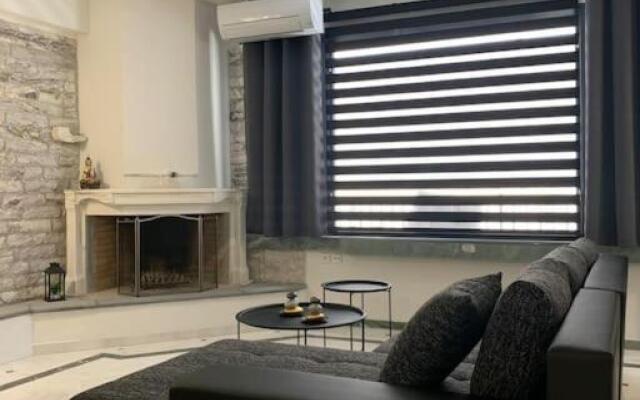 M&F Meteora Apartments #1