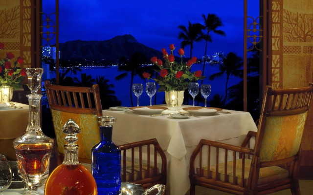 Отель Halekulani