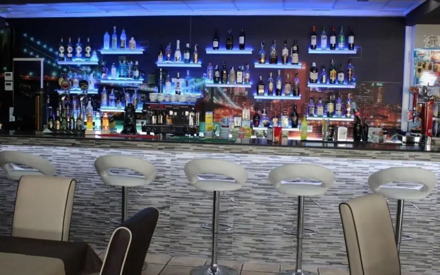 Hotel Algorfa