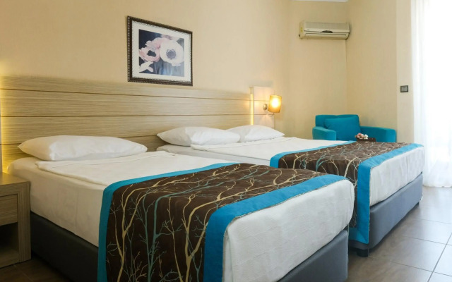 Kaila Beach Hotel - All Inclusive