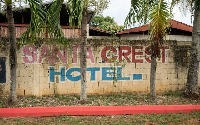 Santa Crest Hotel