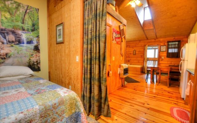 Panther Creek Cabins