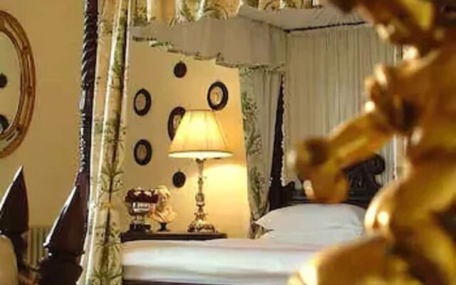 Chateau Le Mas De Montet