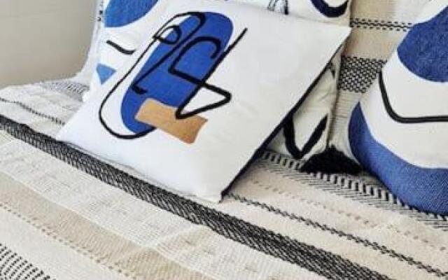 #New#Terrasse Sud Ouest#Pied De La Cité #1