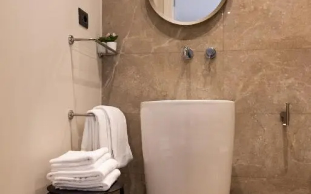 XXIV Domus Luxury Suites