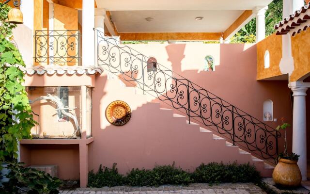 Villa Yrondi