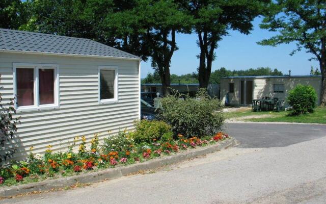 Kawan Village Camping Club Lac de Bouzey