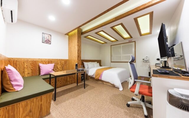 Cheonan Cafe Hotel