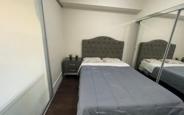 Waterfront York Suites