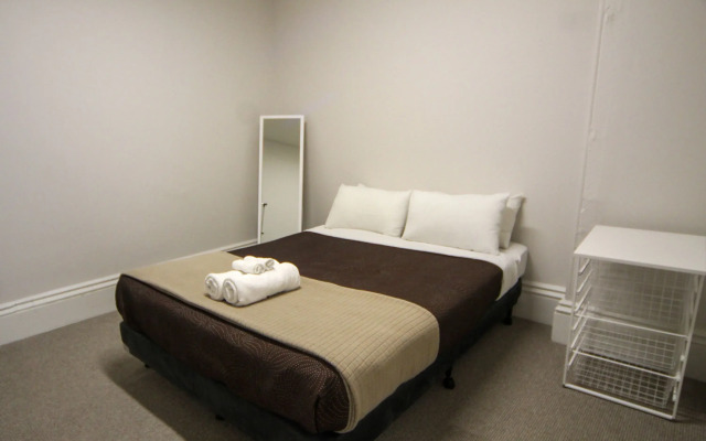 Seafield Tower Glenelg Apartment no 4