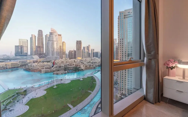 Skyline Majesty - Burj Khalifa and Fountain views