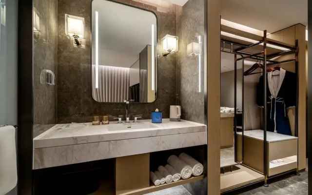 Shanghai Hongqiao Heyitang Hotel