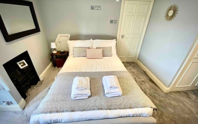 The Georgian Loft Apartment Central Bath