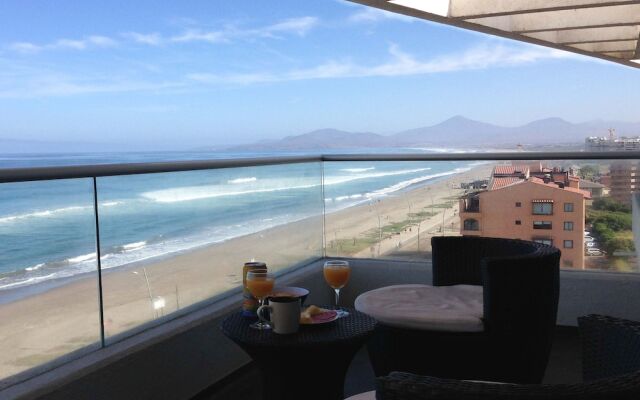 La Serena Boca Costa Apartments
