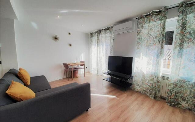 Apartamentos Celestina by gaiarooms