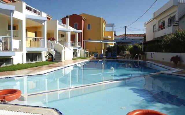 Niriides Apartments & Studios