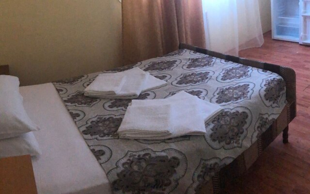 Lilona Guest House