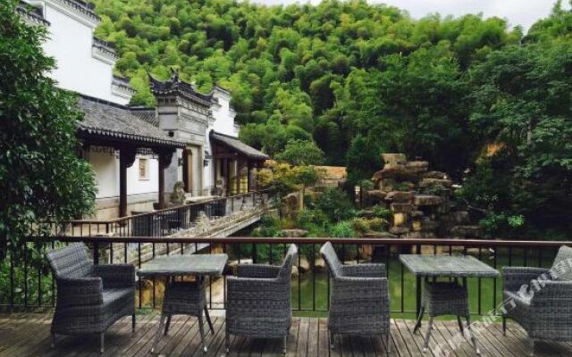 Wangye Anmen Yinjing Mountain Residence (Fuyang Evergreen Store)