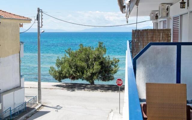 Seafront 2 bedrooms apartment