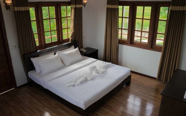 The Manor Lake Front Resort by Phyu Zin Group of Hotels