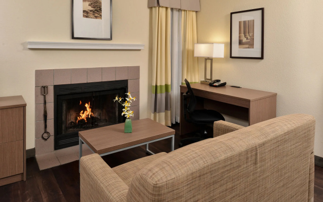 WaterWalk Extended Stay by Wyndham Atlanta Perimeter