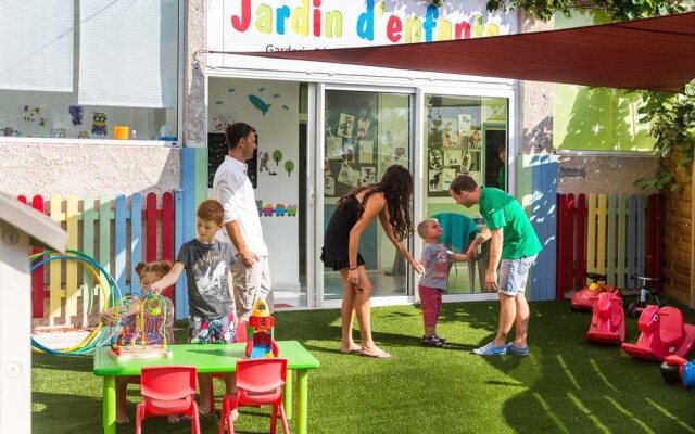 Holidiay Green Resort & Spa