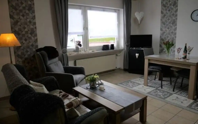 Cozy Apartment in Strotzbüsch near Eifel Center