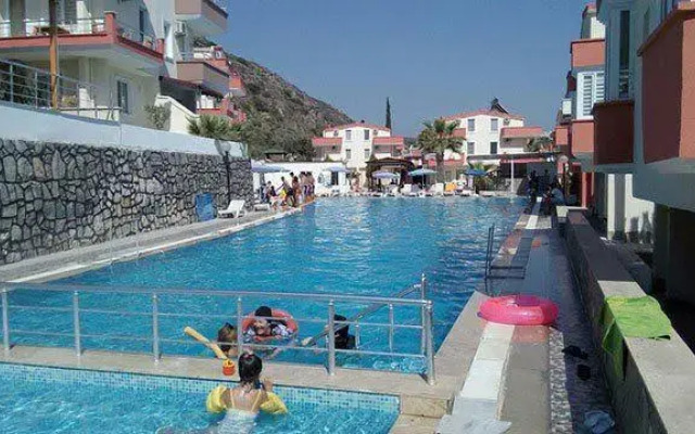 Mavi Tatil Koyu