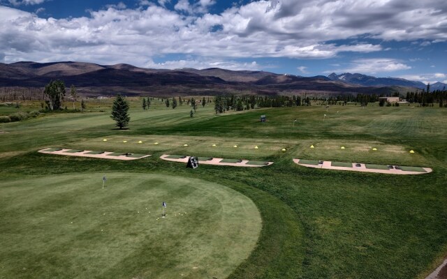 Western Riviera Lakeside Lodging