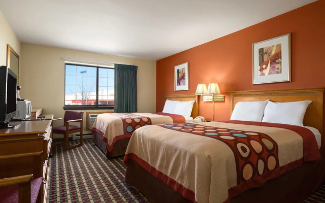 Super 8 Waukesha