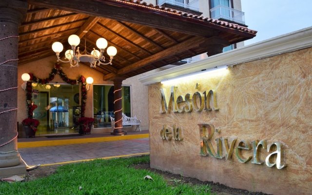 Hotel Meson De La Rivera