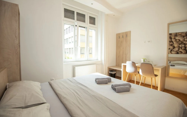 Viva Rooms