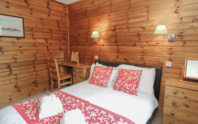 Creag Mhor Lodge