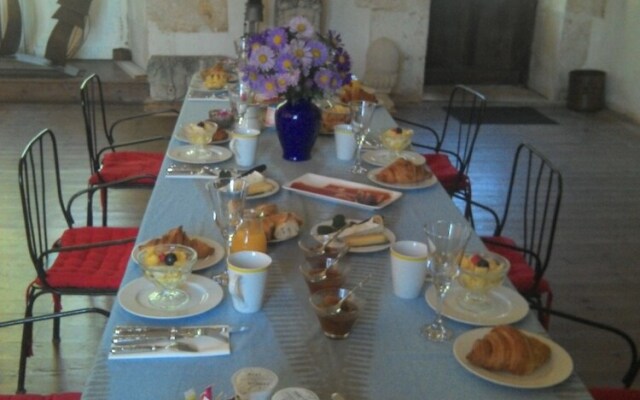 Chambre d'hôtes Château De Champdolent