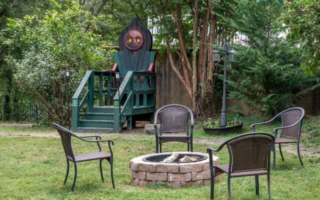 Elk River Hotel & Cafe