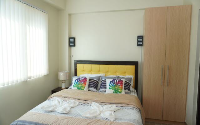 Comfy Studio UnitL OneMadison35