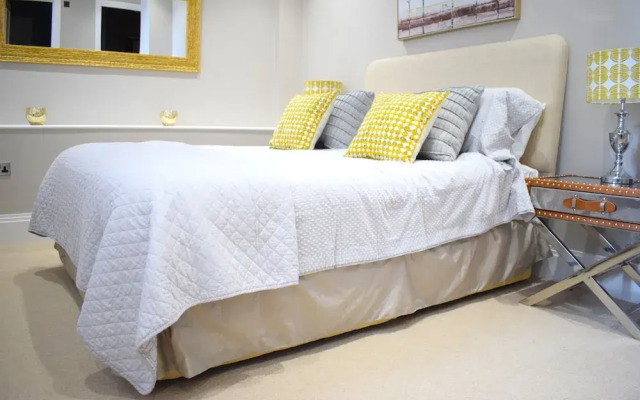 Luxurious 2 Bedroom In Bayswater