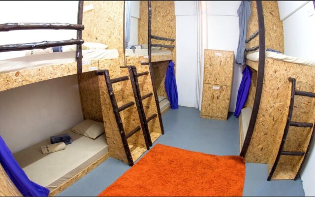 Irsia Backpackers Guesthouse