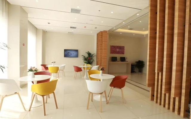 GreenTree Inn Anyang Neihuang County Zaoxiang Avenue