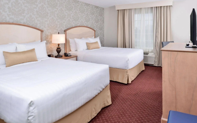 Appomattox Inn and Suites