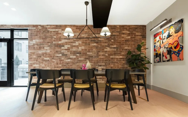 Luxury Apartments by Hyatus Center City