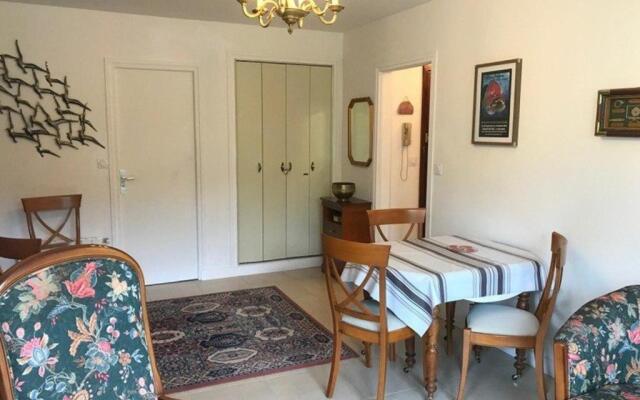 Appartement Saint-Jean-de-Luz, 1 pièce, 2 personnes - FR-1-4-521