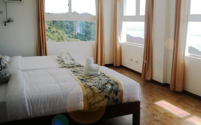 Bikyeong Hotel and Restaurant