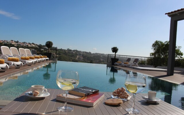Hillside House Suites & Spa