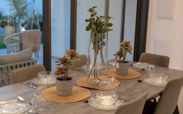 Dov Garden apartment with private pool